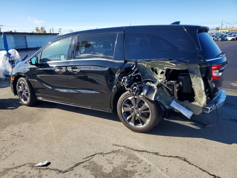 Photo 2 from auction – 2023 HONDA ODYSSEY with VIN 5FNRL6H94PB002415