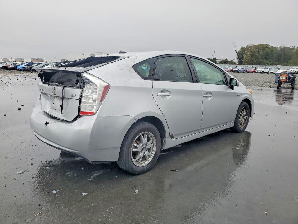 صورة رقم 3 من المزاد - 2011 TOYOTA PRIUS مع VIN JTDKN3DU2B5291843