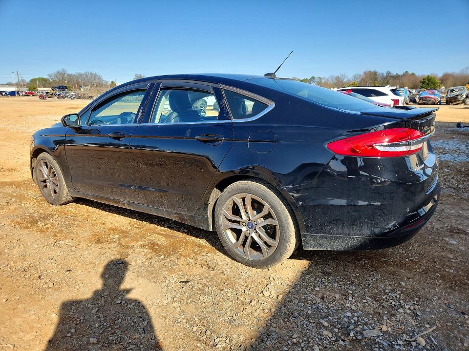 Photo 2 from auction – 2017 FORD FUSION with VIN 3FA6P0HD4HR346678