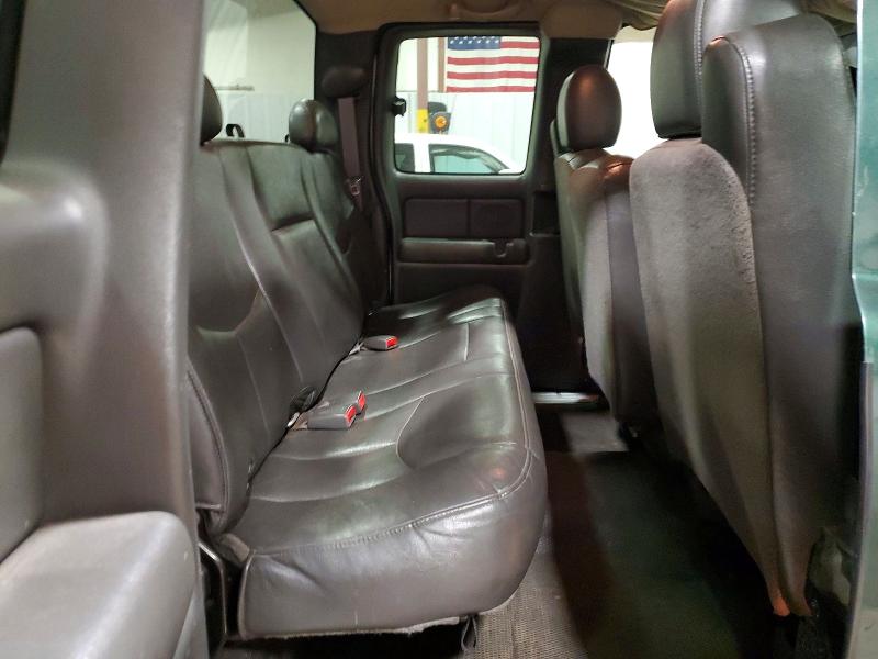 Photo 10 from auction – 2005 GMC SIERRA K25 with VIN 1GTHK29U05E182999