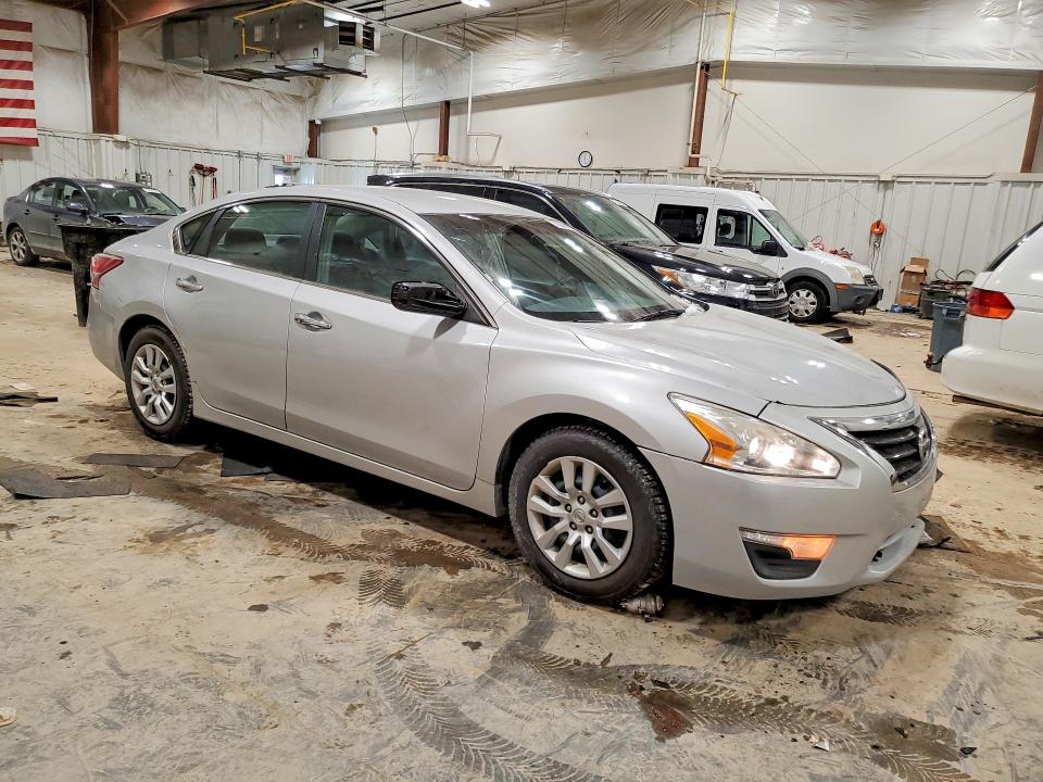 Photo 4 from auction – 2013 NISSAN ALTIMA 2.5 with VIN 1N4AL3AP0DC264144