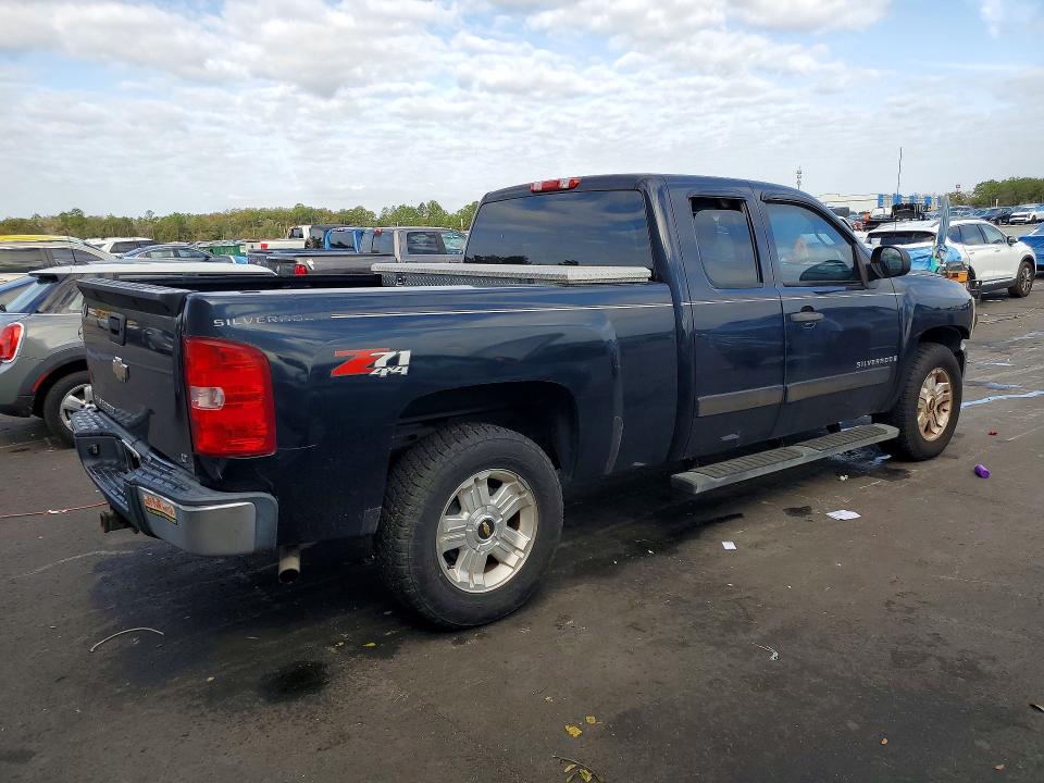 Photo 3 from auction – 2008 CHEVROLET SILVERADO with VIN 1GCEK19J98Z297181
