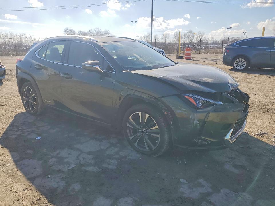 Photo 4 from auction – 2019 LEXUS UX 250H with VIN JTHU9JBH7K2010904