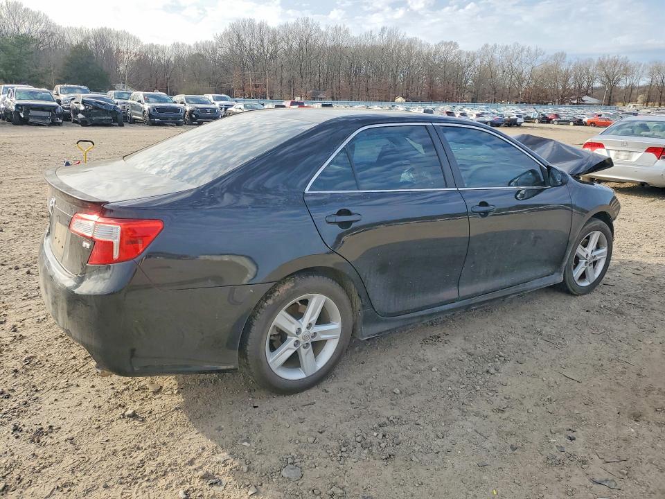 Foto 3 de la subasta – 2014 TOYOTA CAMRY con VIN 4T1BF1FK4EU790047