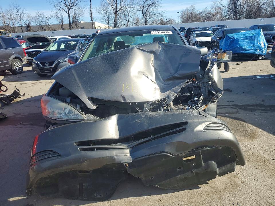 Photo 5 from auction – 2003 TOYOTA CAMRY with VIN 4T1BE32K83U671211