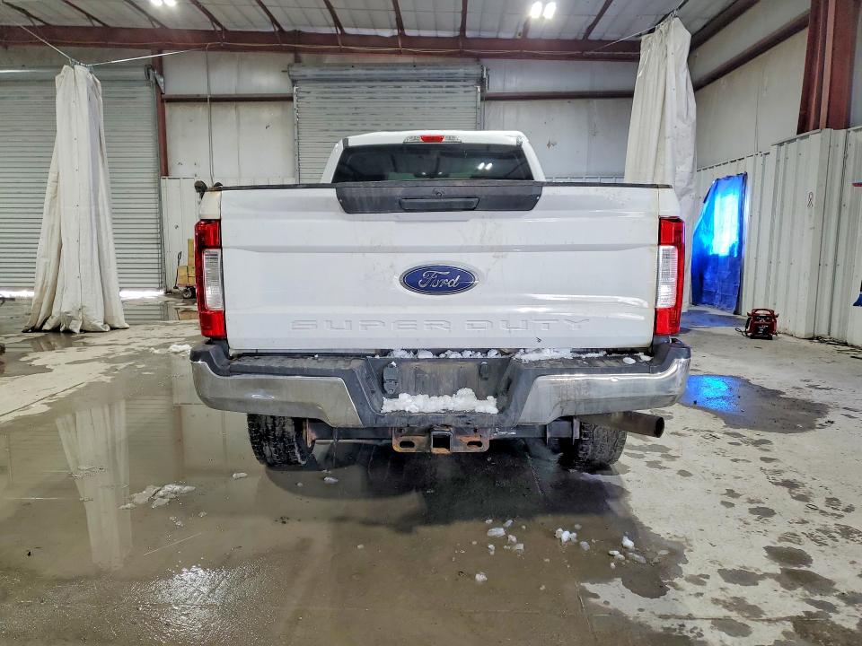 Photo 6 from auction – 2019 FORD F250 with VIN 1FT7X2B69KED80257