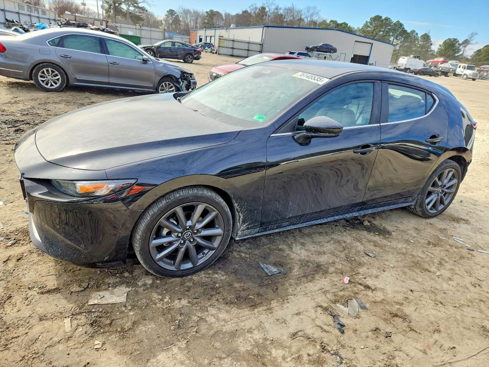MAZDA 3 2024 with VIN JM1BPALM5R1654234 - Photo from auction