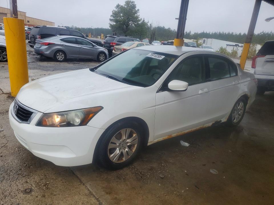 Photo 1 from auction – 2010 HONDA ACCORD LXP with VIN 1HGCP2F49AA117409