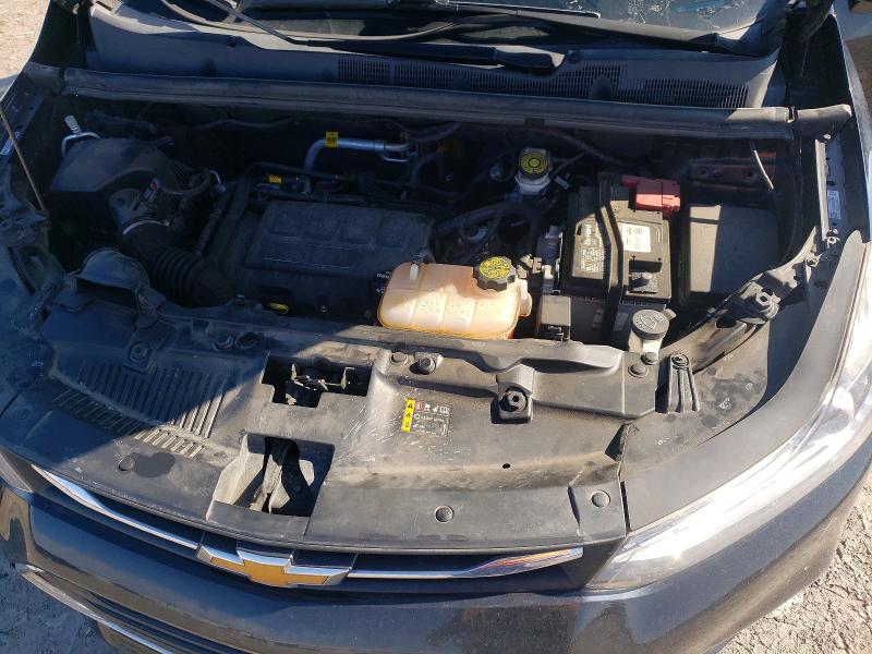 Photo 12 from auction – 2021 CHEVROLET TRAX with VIN KL7CJLSB1MB350769