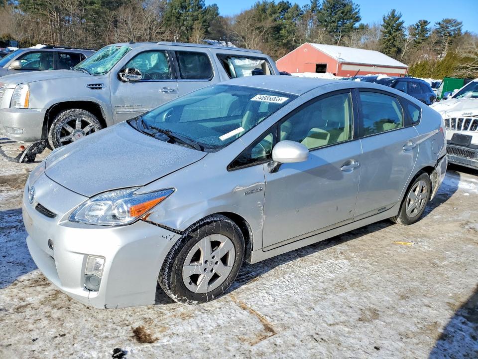 TOYOTA PRIUS 2011 with VIN JTDKN3DU6B5359318 - Photo from auction
