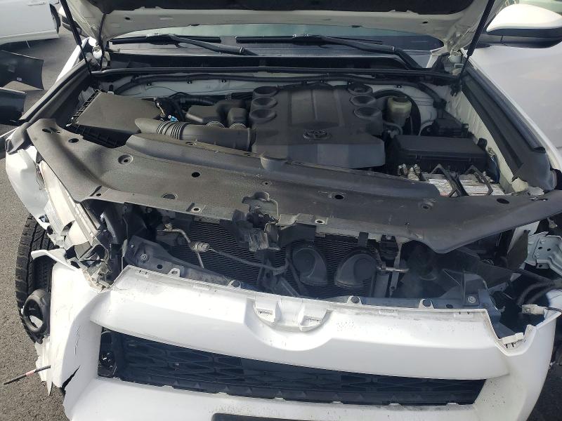 Photo 12 from auction – 2021 TOYOTA 4RUNNER with VIN JTEEU5JR0M5236432