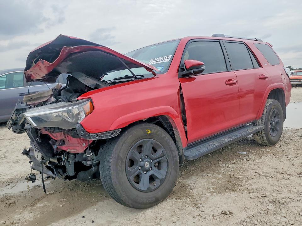 TOYOTA 4RUNNER 2021 with VIN JTENU5JR5M5867547 - Photo from auction