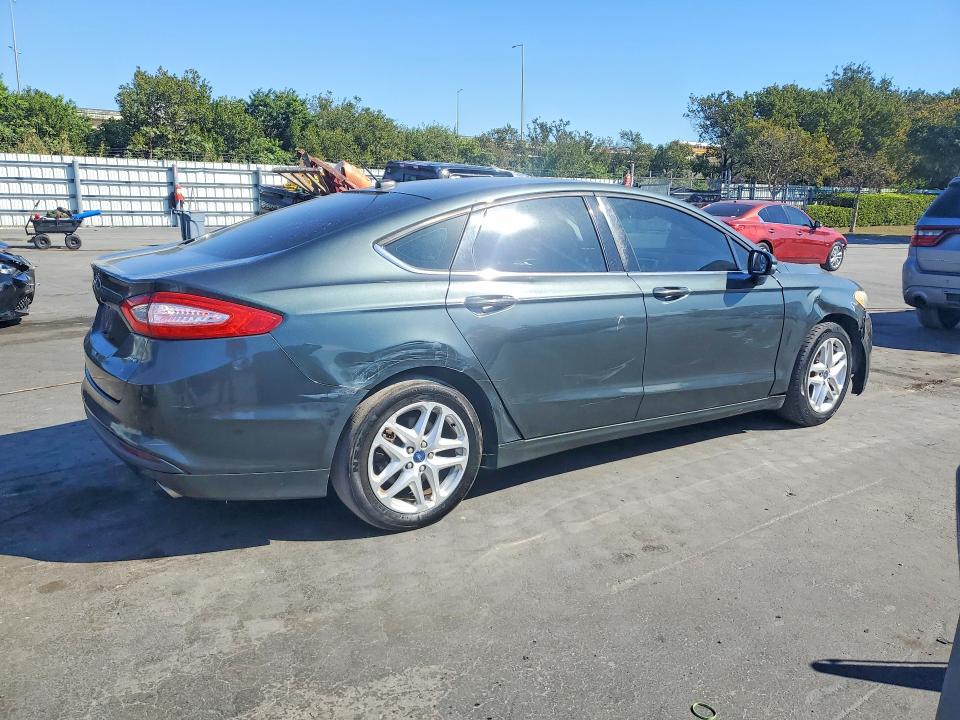 Photo 3 from auction – 2016 FORD FUSION with VIN 3FA6P0H76GR200064