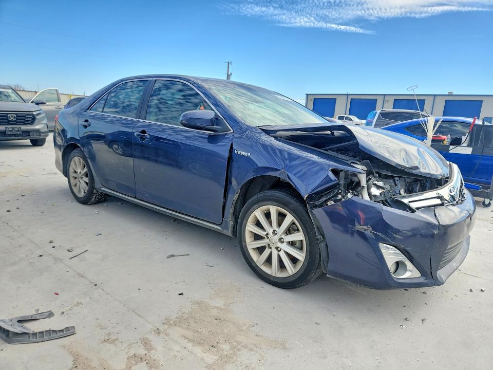 Photo 4 from auction – 2014 TOYOTA CAMRY with VIN 4T1BD1FK9EU140930
