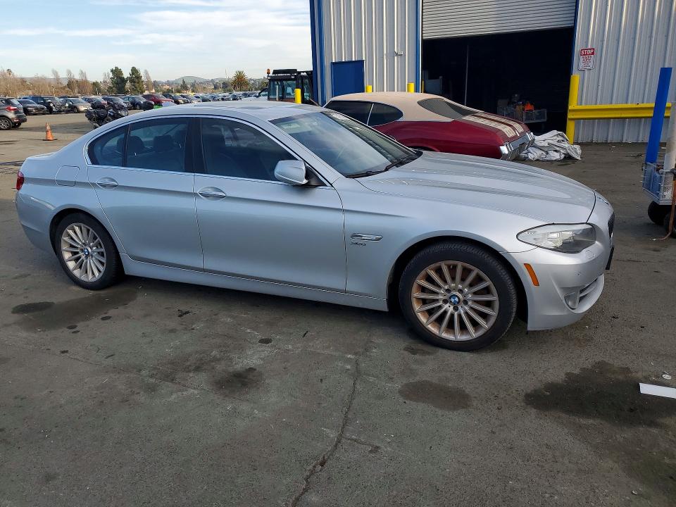 Photo 4 from auction – 2012 BMW 535 XI with VIN WBAFU7C59CDU63733
