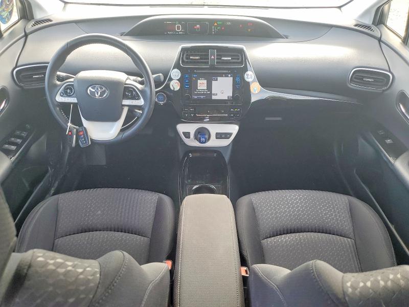 Photo 8 from auction – 2018 TOYOTA PRIUS PRIM with VIN JTDKARFP9J3076640