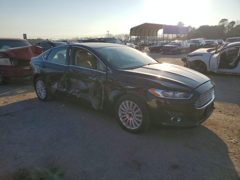 Photo 4 from auction – 2014 FORD FUSION with VIN 3FA6P0LU6ER190209
