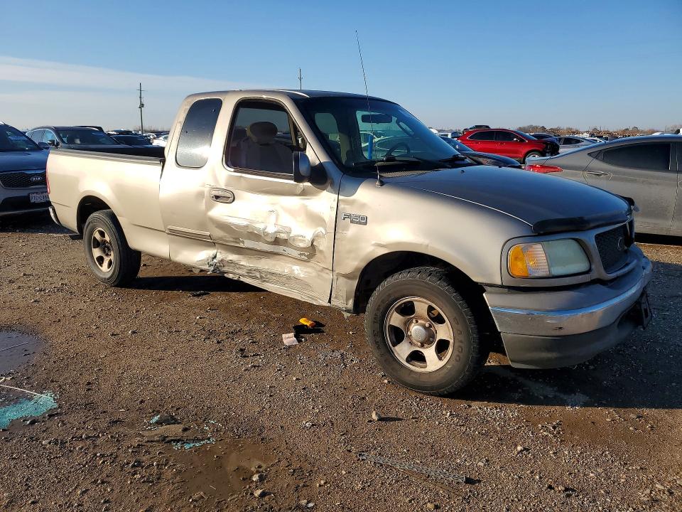 Photo 4 from auction – 2003 FORD F150 with VIN 2FTRX17223CA06248