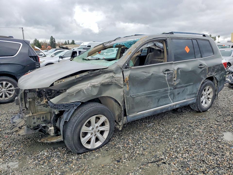 TOYOTA HIGHLANDER 2012 with VIN 5TDZK3EH5CS084979 - Photo from auction