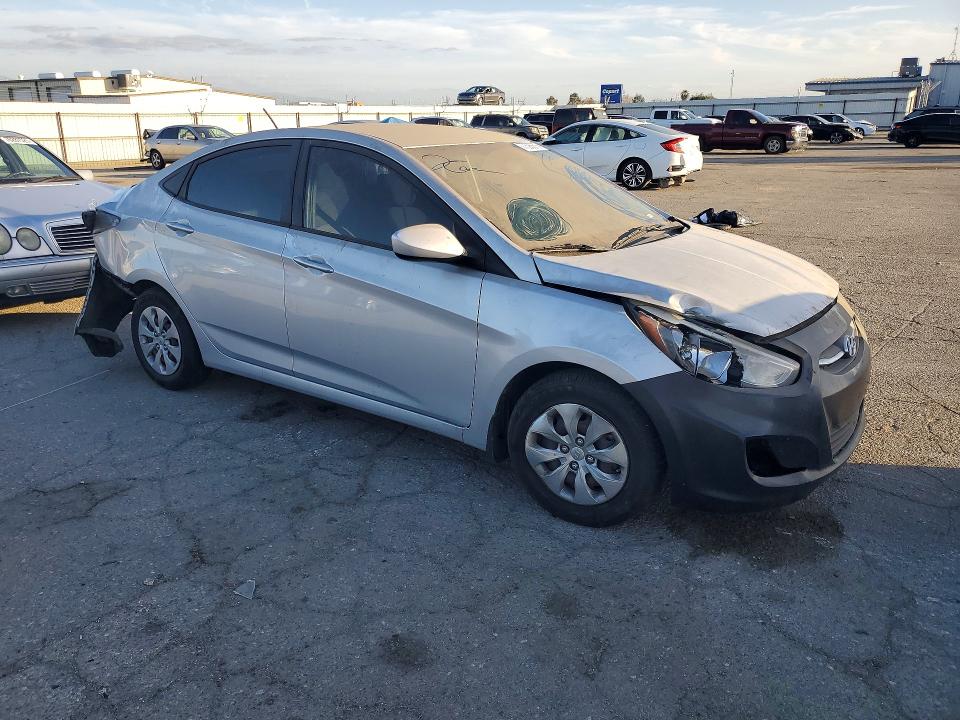 Photo 4 from auction – 2017 HYUNDAI ACCENT with VIN KMHCT4AE1HU340098