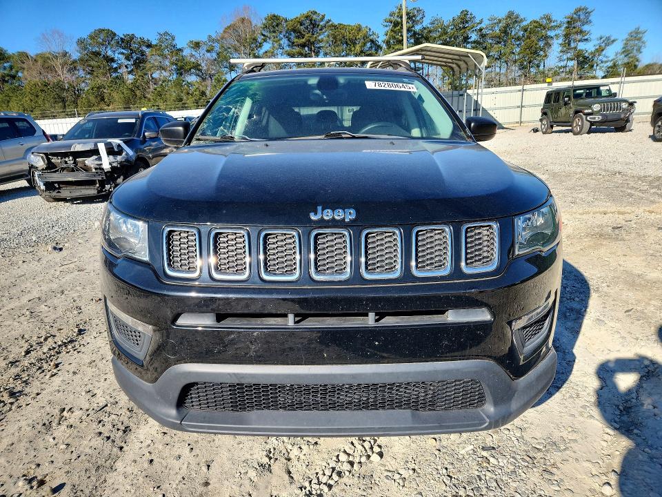 Photo 5 from auction – 2018 JEEP COMPASS with VIN 3C4NJDAB7JT144806