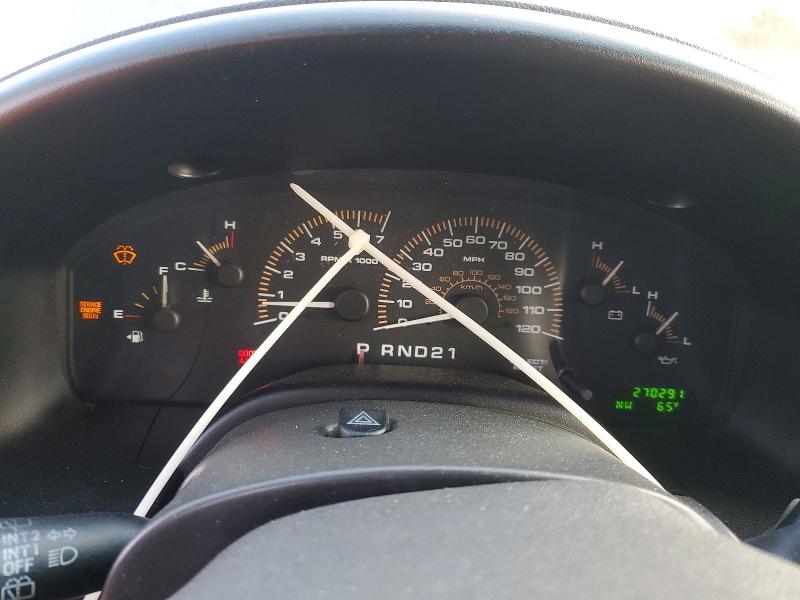صورة رقم 9 من المزاد - 2003 FORD EXPEDITION مع VIN 1FMRU15W73LA45644