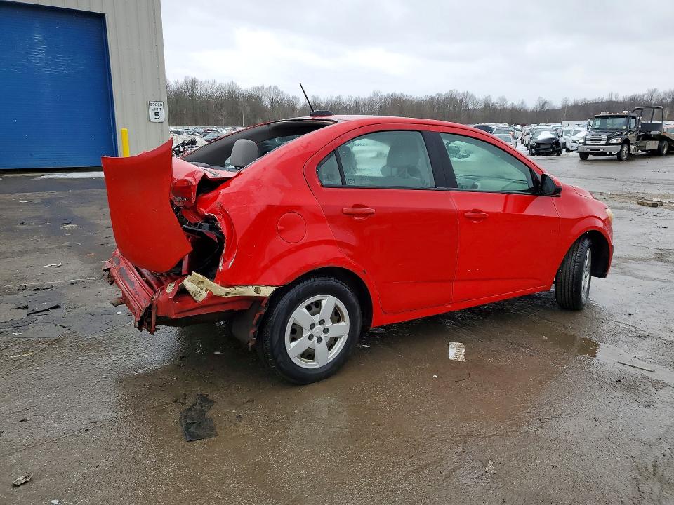 Photo 3 from auction – 2015 CHEVROLET SONIC LS with VIN 1G1JA5SG9F4178461