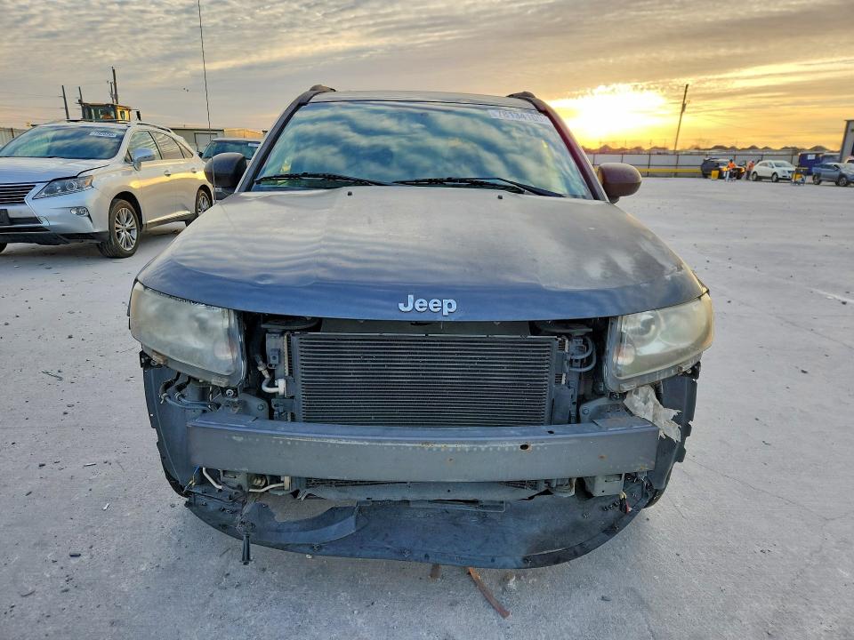 Photo 5 from auction – 2016 JEEP COMPASS with VIN 1C4NJCBAXGD722363
