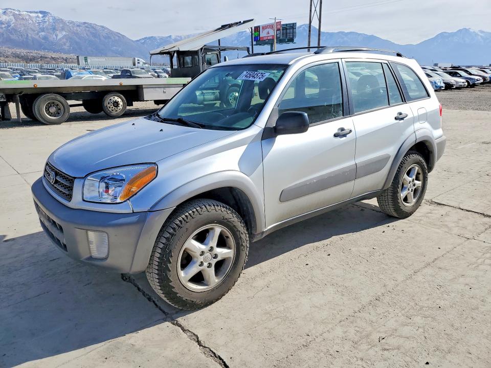 TOYOTA RAV4 2002 with VIN JTEHH20V426028821 - Photo from auction