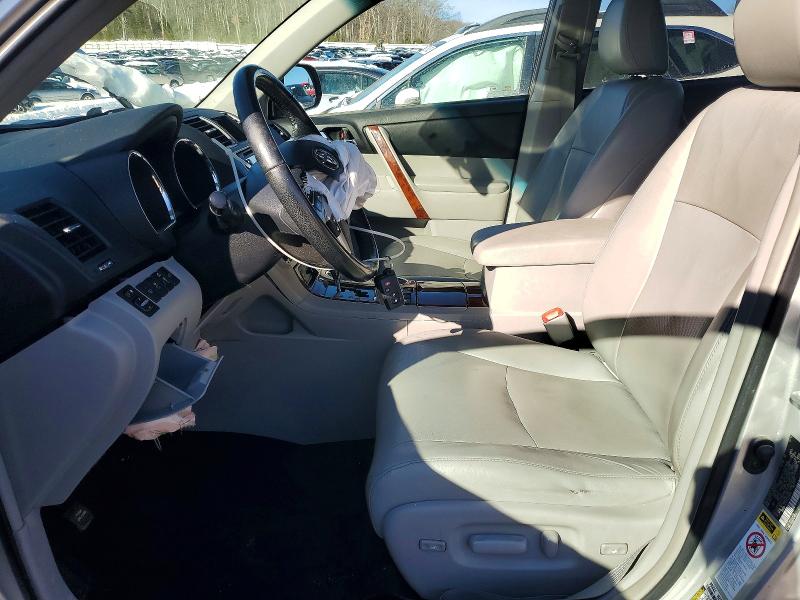 Photo 7 from auction – 2013 TOYOTA HIGHLANDER with VIN 5TDDK3EH4DS233815