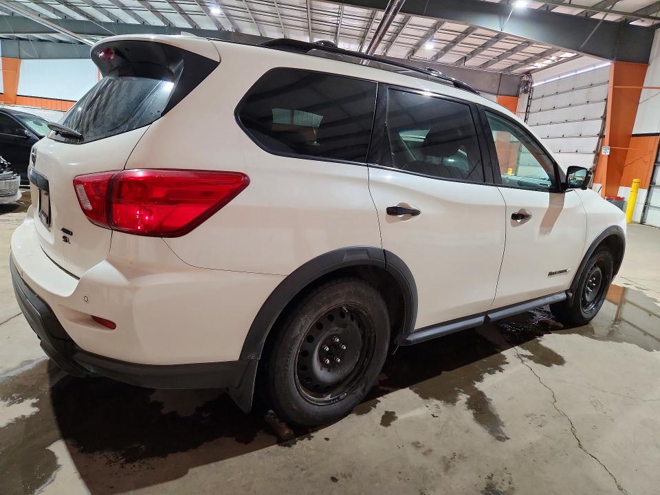 Photo 3 from auction – 2020 NISSAN PATHFINDER with VIN 5N1DR2CMXLC636201