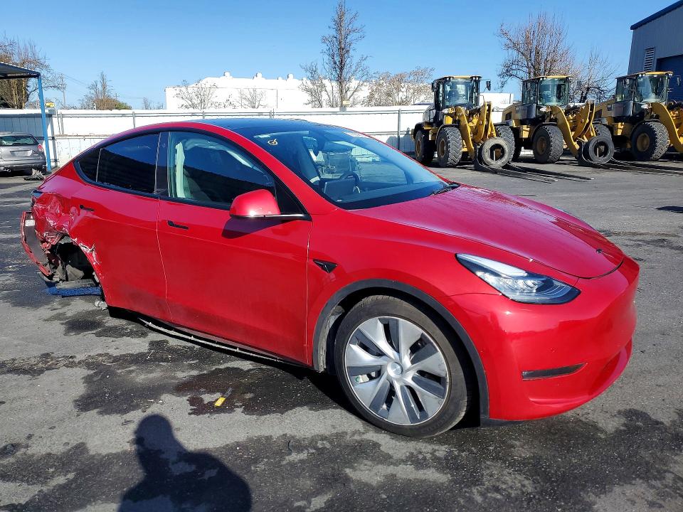 Photo 4 from auction – 2021 TESLA MODEL Y with VIN 5YJYGDEE8MF244948