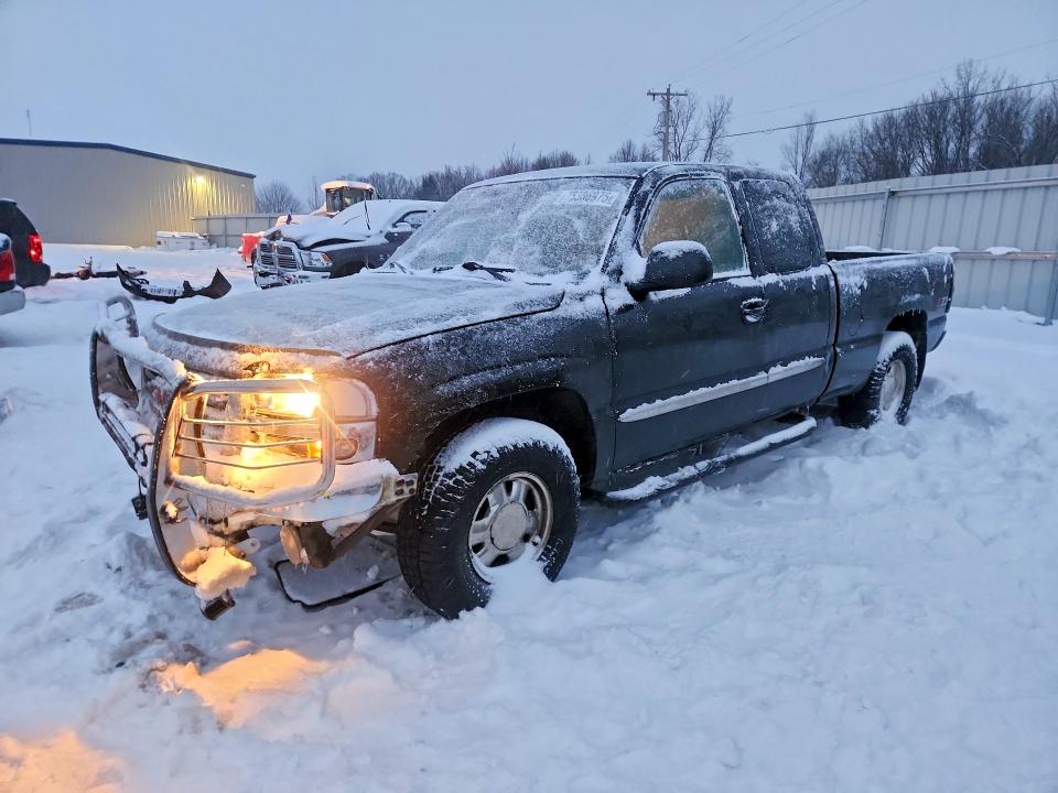 GMC NEW SIERRA 2003 with VIN 1GTEK19T03E233791 - Photo from auction