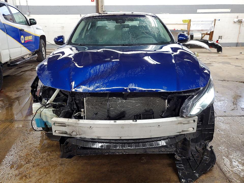 Photo 5 from auction – 2023 NISSAN ALTIMA S with VIN 1N4BL4BVXPN338833