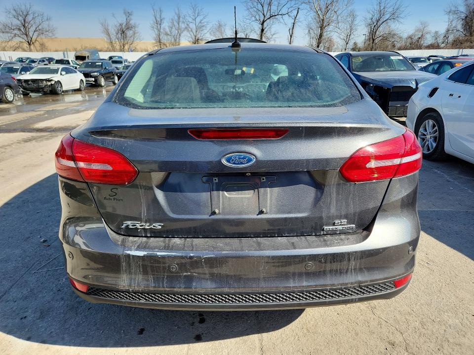 Photo 6 from auction – 2015 FORD FOCUS with VIN 1FADP3F27FL274266