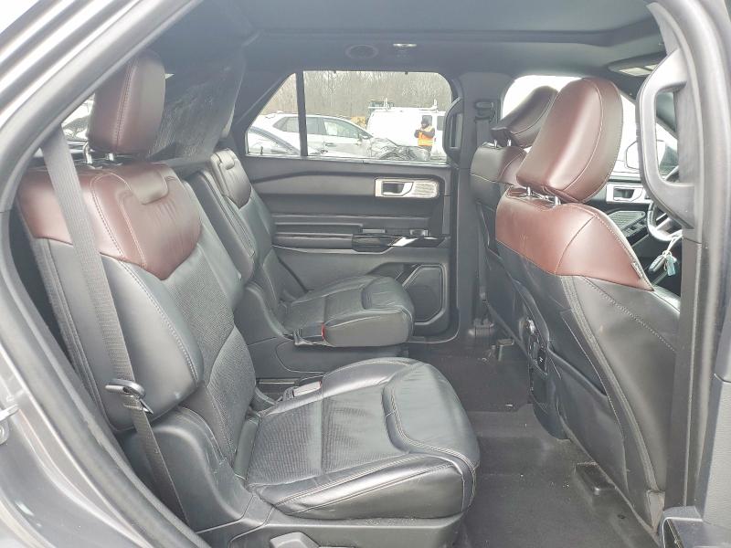 Photo 10 from auction – 2021 FORD EXPLORER with VIN 1FM5K8HC7MGB66327