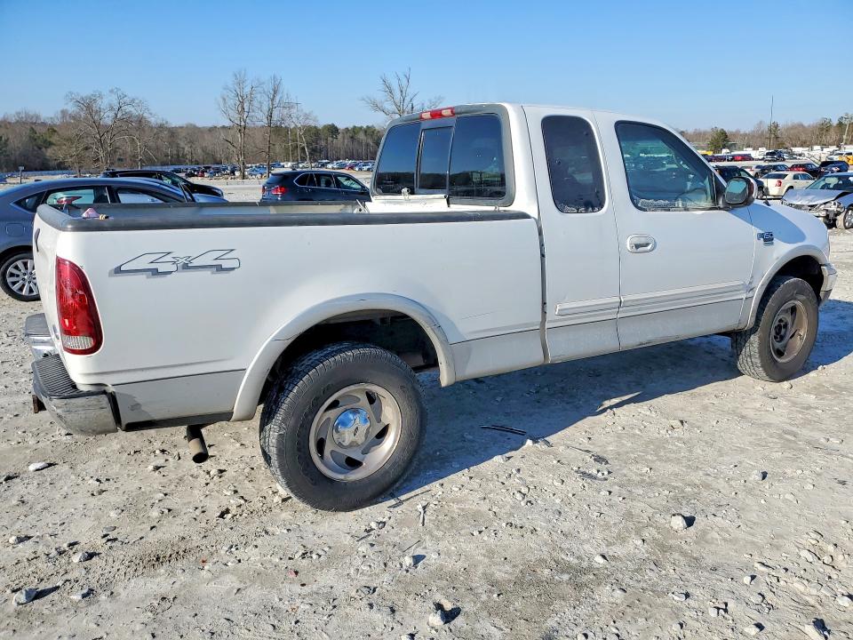 Photo 3 from auction – 2002 FORD F150 with VIN 1FTRX18L32NA14682