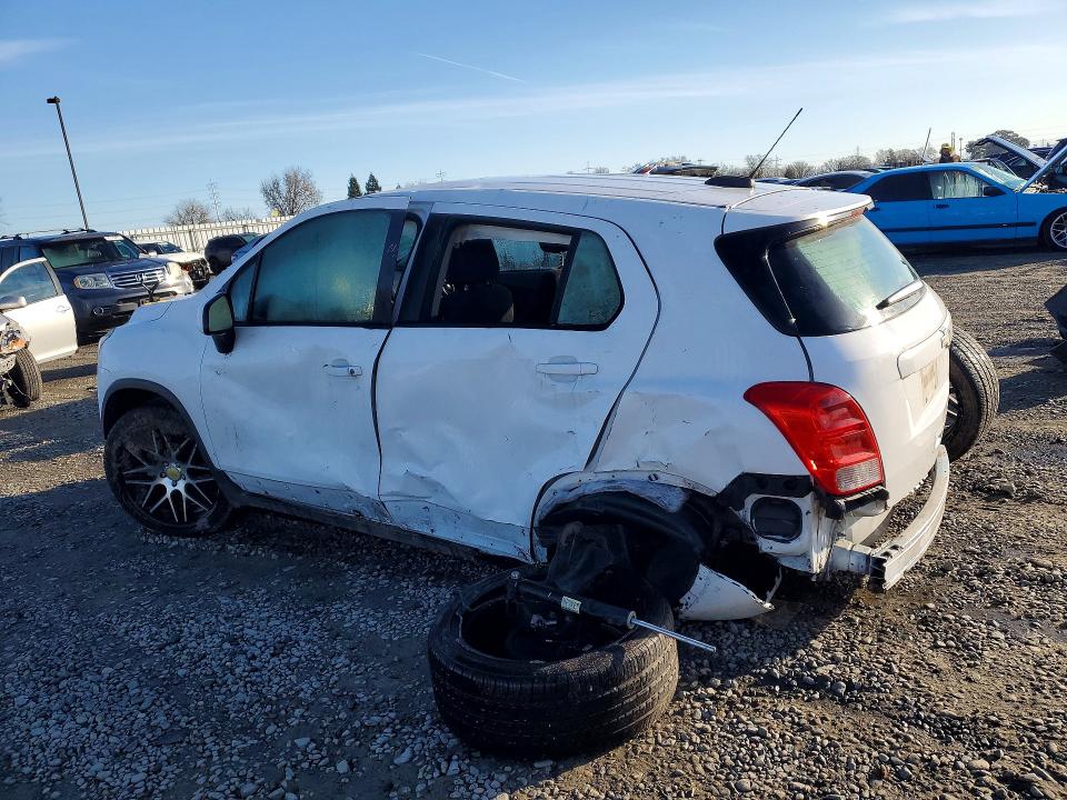Photo 2 from auction – 2016 CHEVROLET TRAX with VIN 3GNCJKSB2GL274406