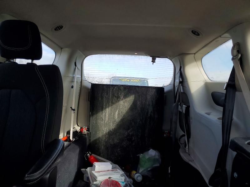 Photo 10 from auction – 2023 CHRYSLER VOYAGER with VIN 2C4RC1CG6PR549277