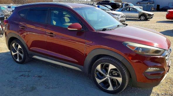 Photo 4 from auction – 2017 HYUNDAI TUCSON with VIN KM8J33A20HU368160