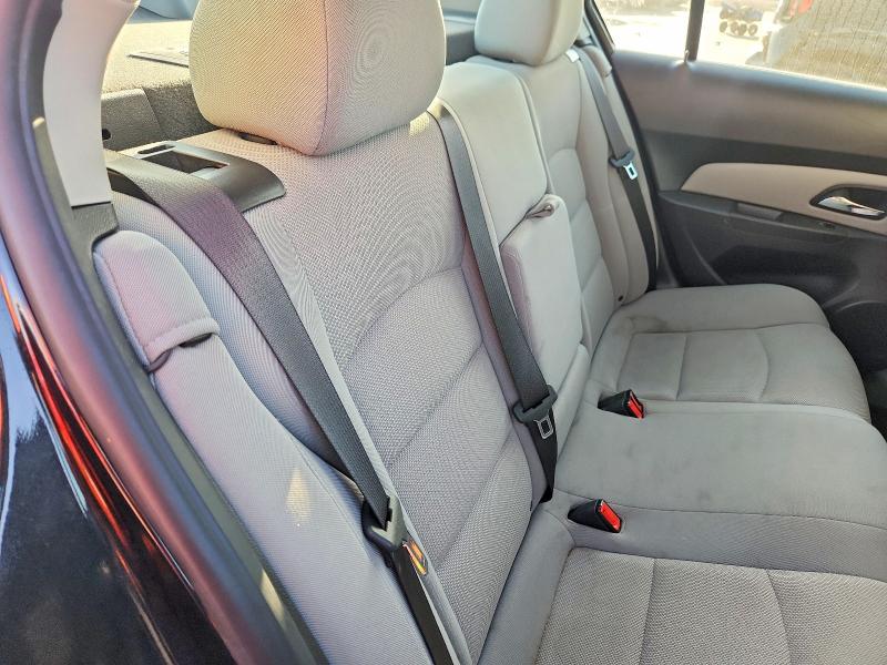 Photo 10 from auction – 2014 CHEVROLET CRUZE with VIN 1G1PC5SB8E7193393