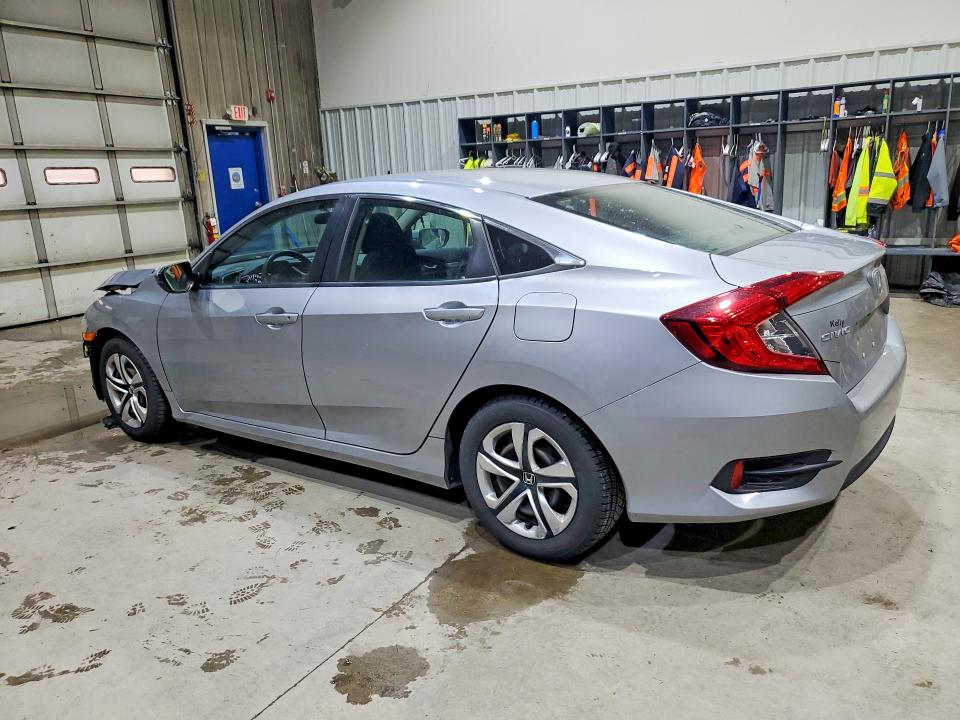 Foto 2 de la subasta – 2017 HONDA CIVIC con VIN 19XFC2F5XHE219776