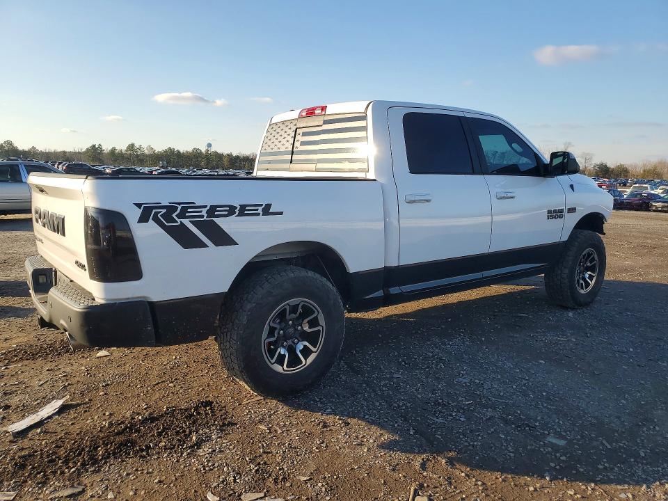 Photo 3 from auction – 2016 RAM 1500 with VIN 1C6RR7YT1GS227952