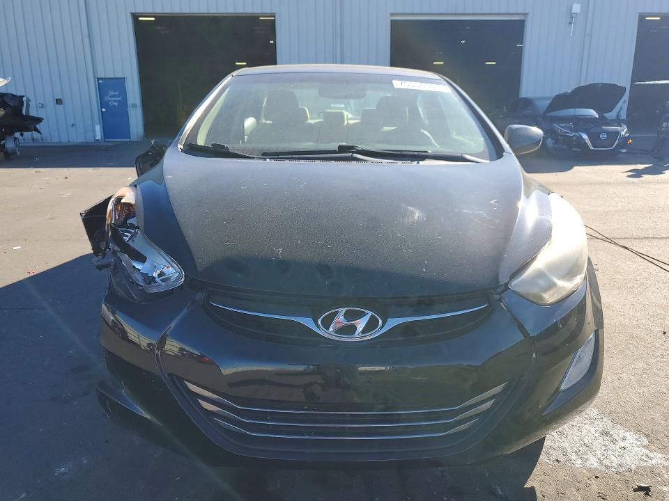Photo 5 from auction – 2012 HYUNDAI ELANTRA with VIN KMHDH4AE6CU433665