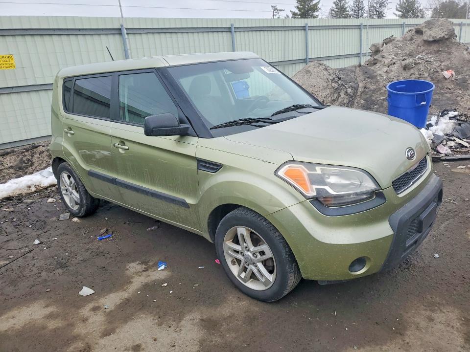 Photo 4 from auction – 2011 KIA SOUL with VIN KNDJT2A27B7209737