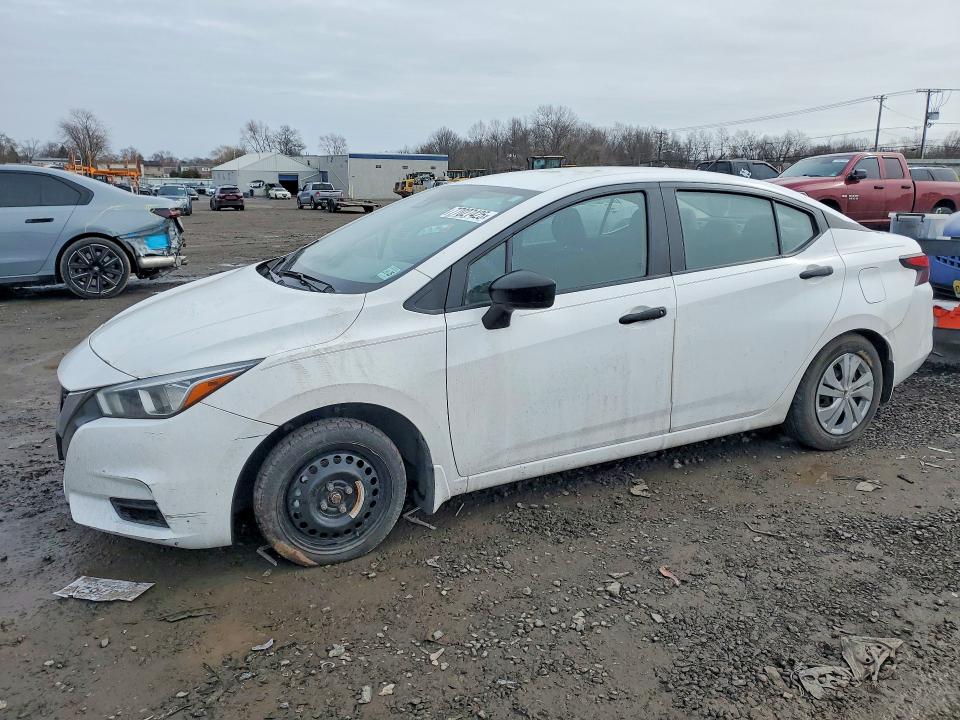 NISSAN VERSA 2020 with VIN 3N1CN8DV4LL832664 - Photo from auction