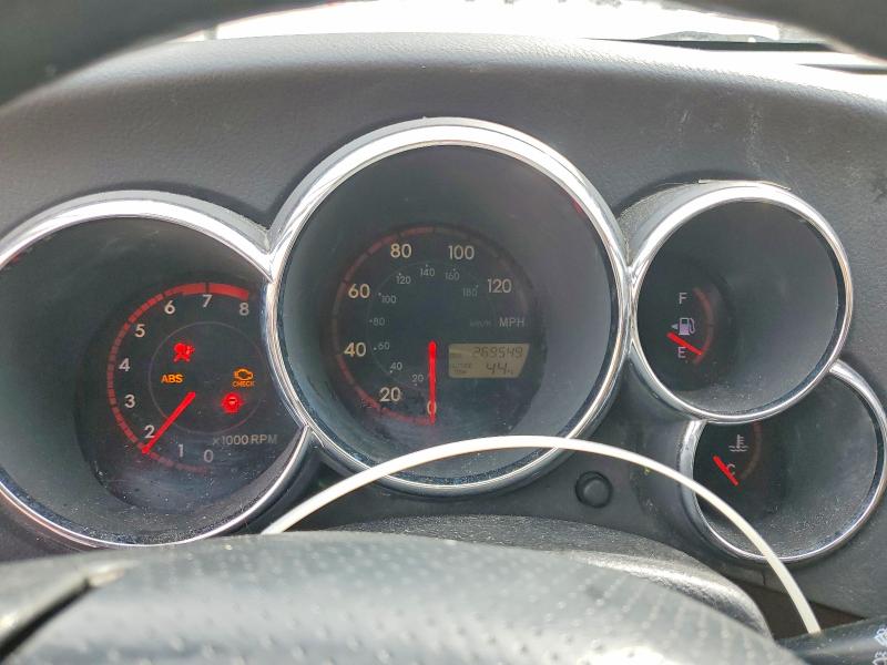 Photo 9 from auction – 2004 PONTIAC VIBE with VIN 5Y2SL62864Z447343