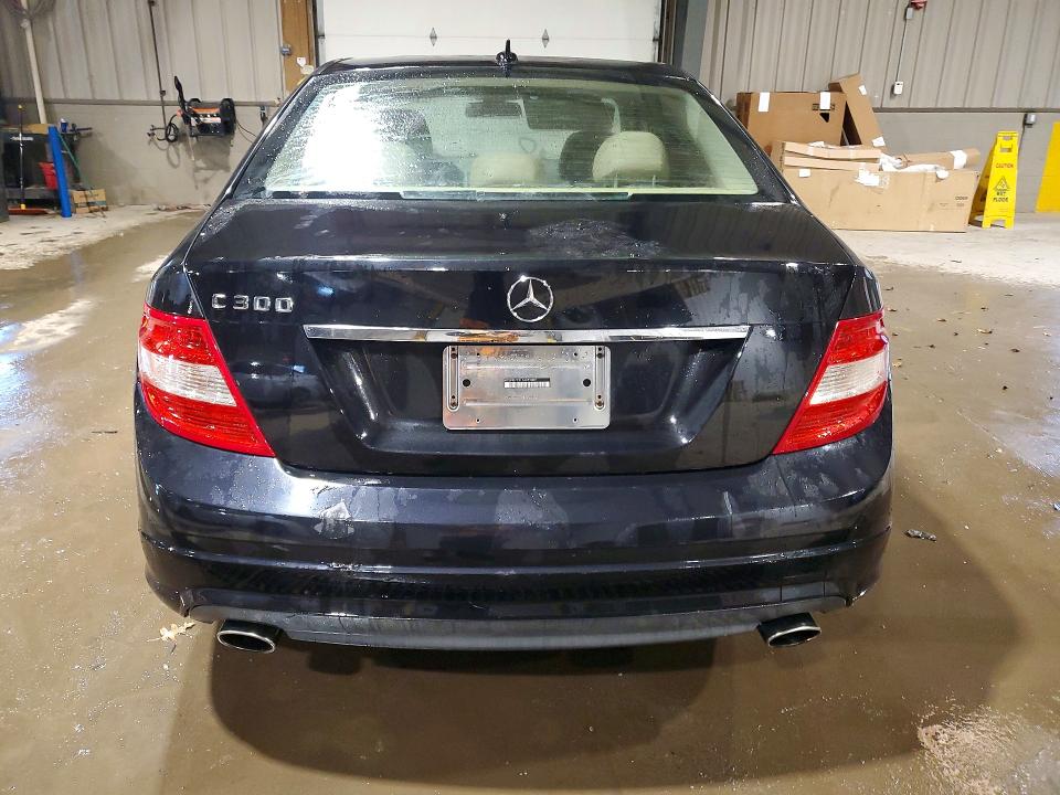 Photo 6 from auction – 2010 MERCEDES-BENZ C with VIN WDDGF5EB2AR107011