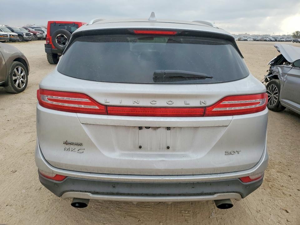 Photo 6 from auction – 2017 LINCOLN MKC with VIN 5LMCJ1C9XHUL21292