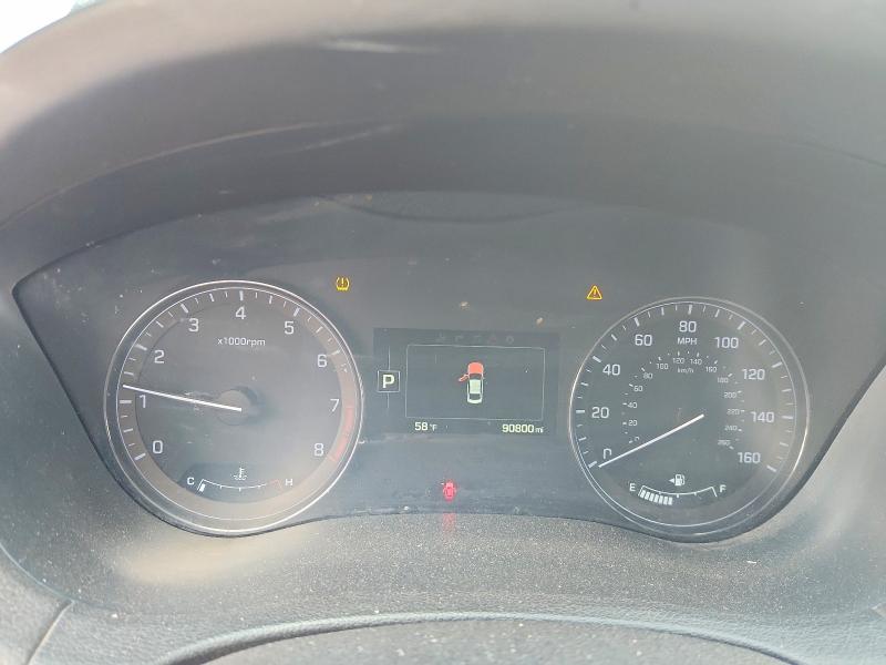 Photo 9 from auction – 2015 HYUNDAI GENESIS with VIN KMHGN4JE6FU096599